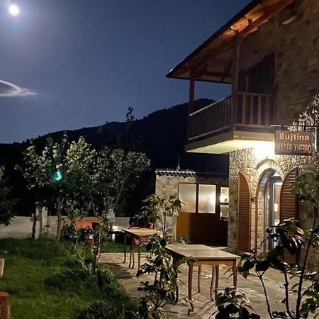 Bujtina Hader Xhebro Hostel Tepelene Bagian luar foto